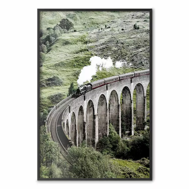 Reis door de tijd - landschap van een grote viaduct waar een trein overheen rijdt