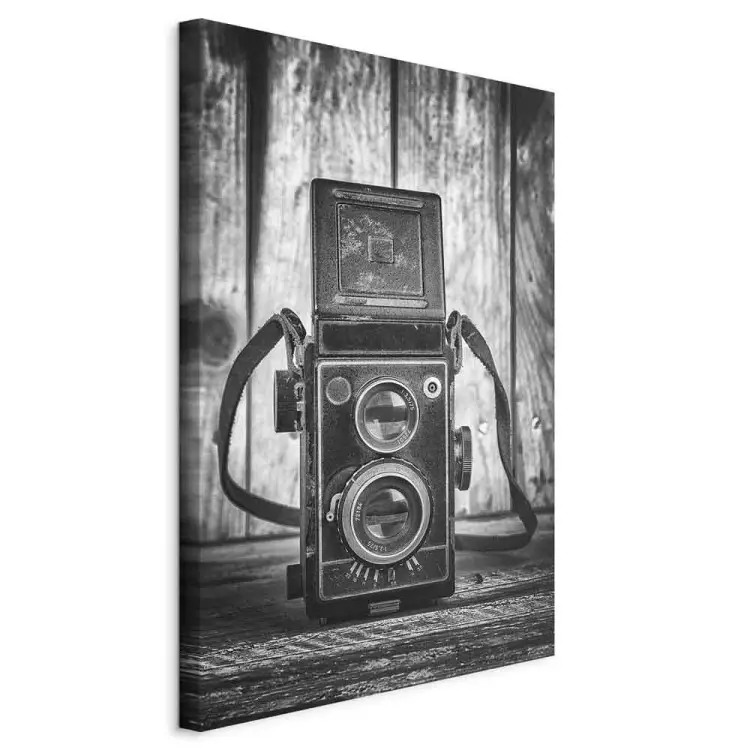 Oude camera - retro zwart-wit compositie met planken op de achtergrond