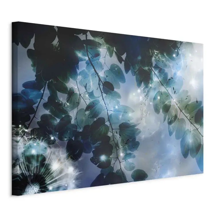 Blauw - Blauwe tuin tussen bladeren en paardenbloemen