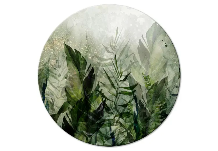Tropische planten - jungle in mistige dauw in groene tinten