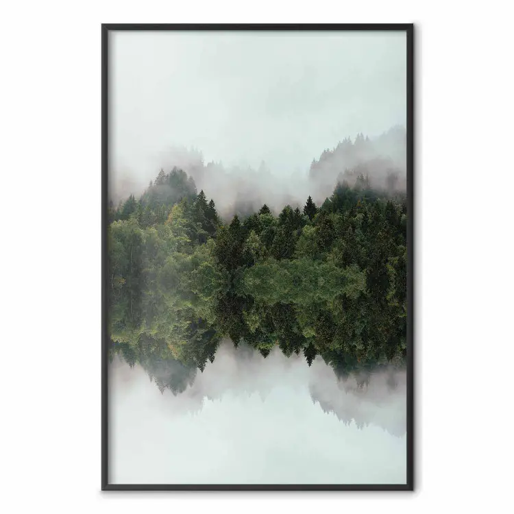 Mistige taiga - een mysterieuze omgeving met bomen in de mist