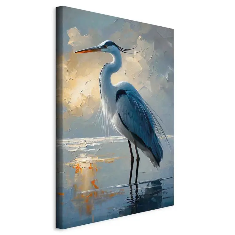 Reiger op een meer - subtiele kleuren van zonsopgang en een vogel in het water